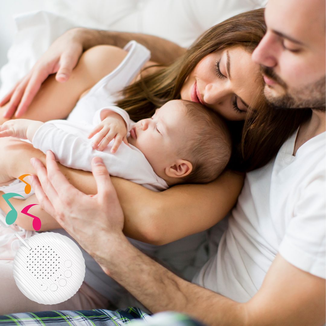 famille relaxee avec bruit blanc bebe