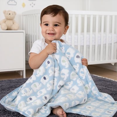 enfant heureux couverture dumbie douce