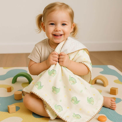fille heureuse couverture bebe liliou dinosaures