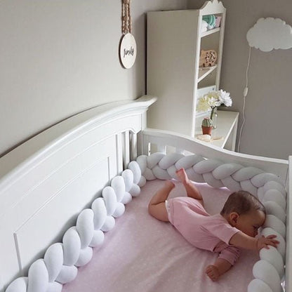 Tresse de lit bébé - Blanche Besdodo